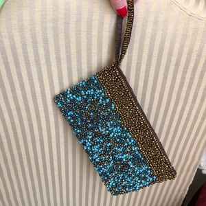 BEAUTIFUL WRISTLET- CLUTCH PURSE with Gold and Teal Colored Beads.